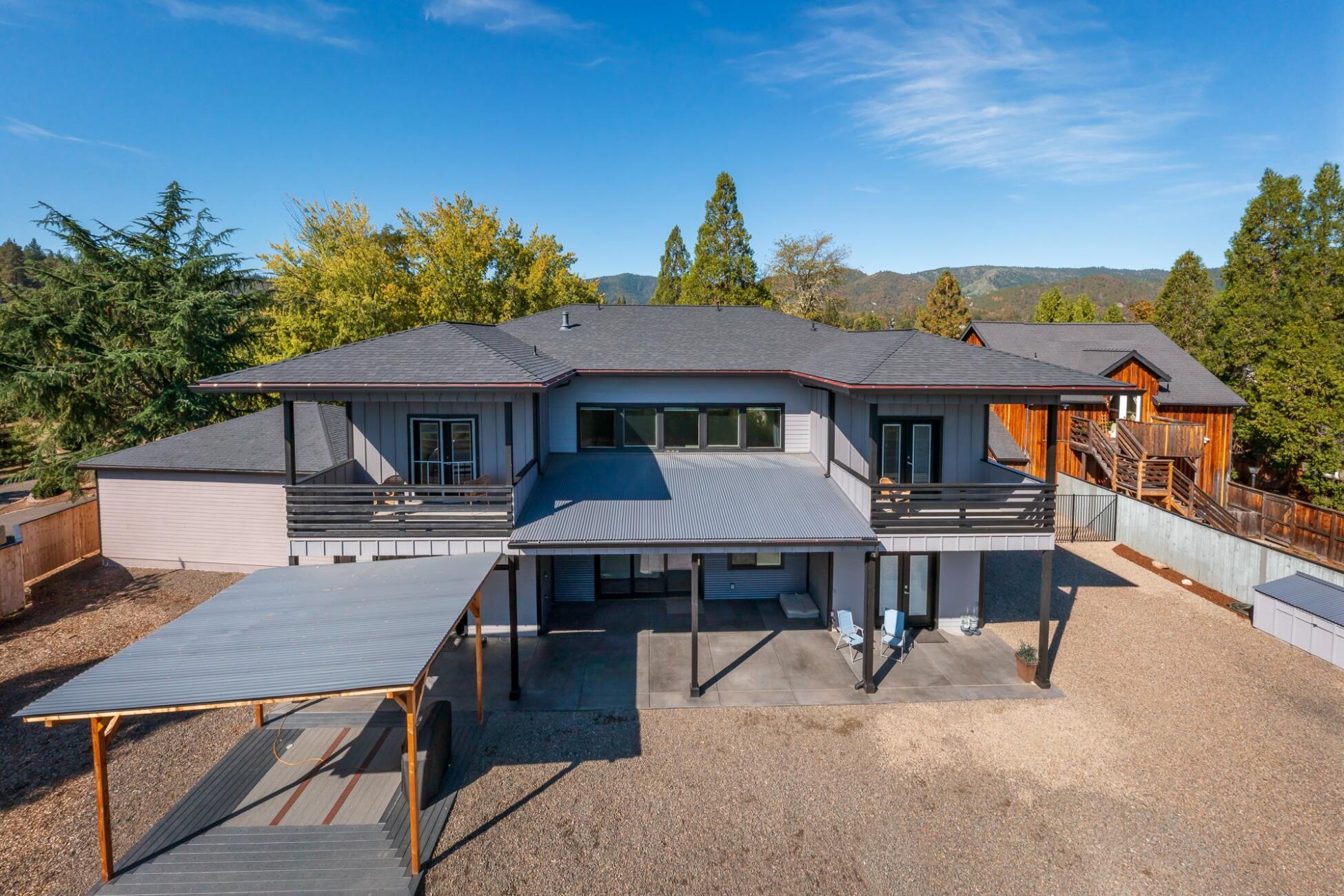 Cardwell Knoll - Residential