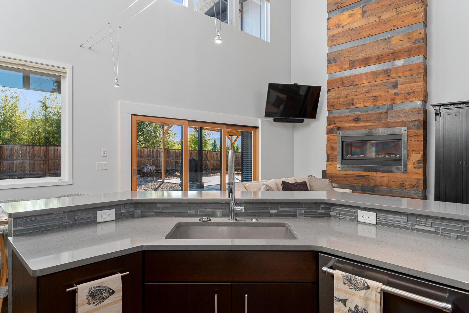 Cardwell Knoll - Residential