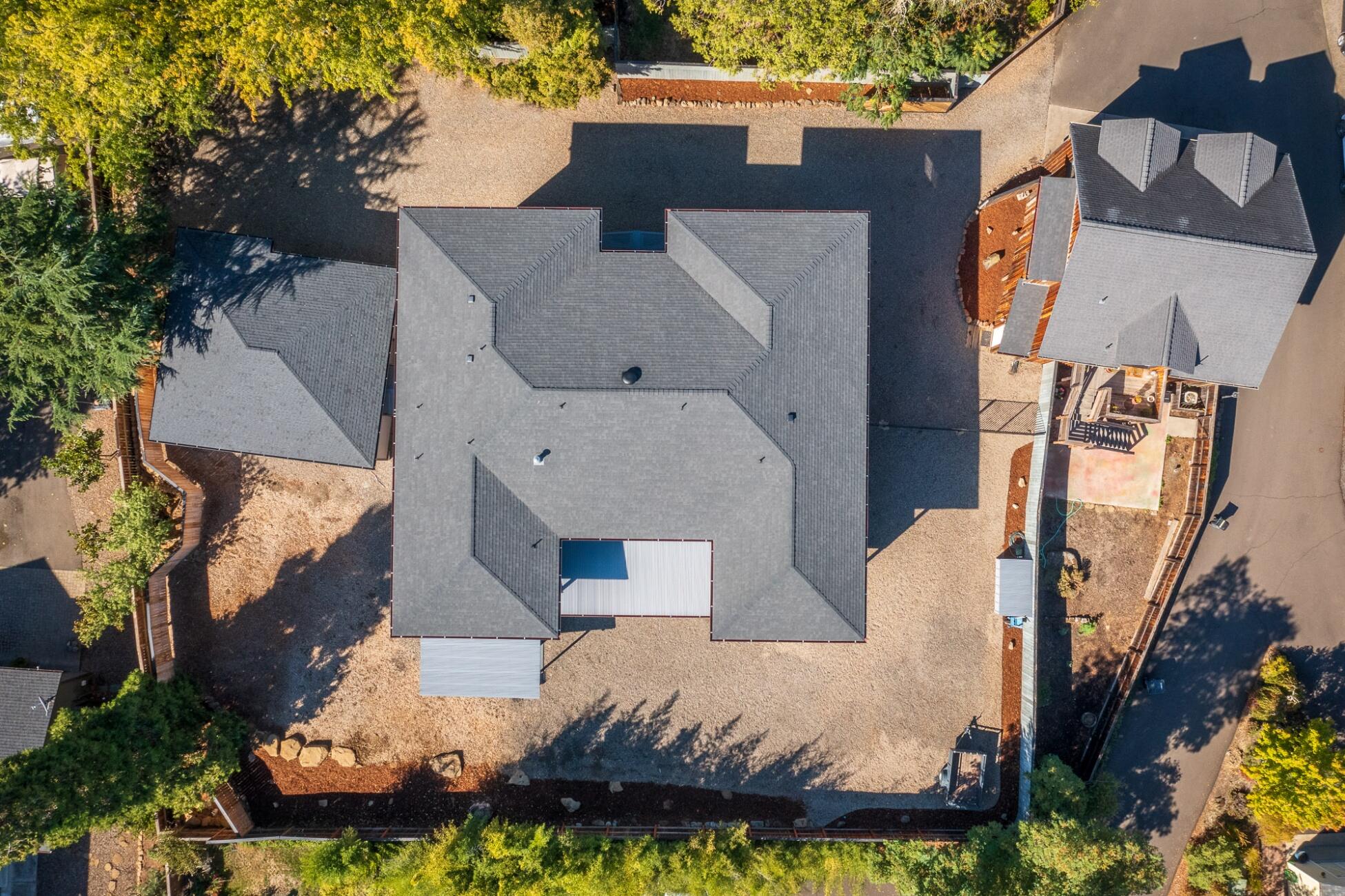 Cardwell Knoll - Residential