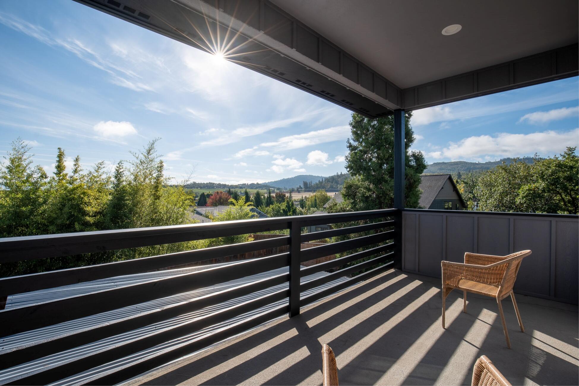 Cardwell Knoll - Residential