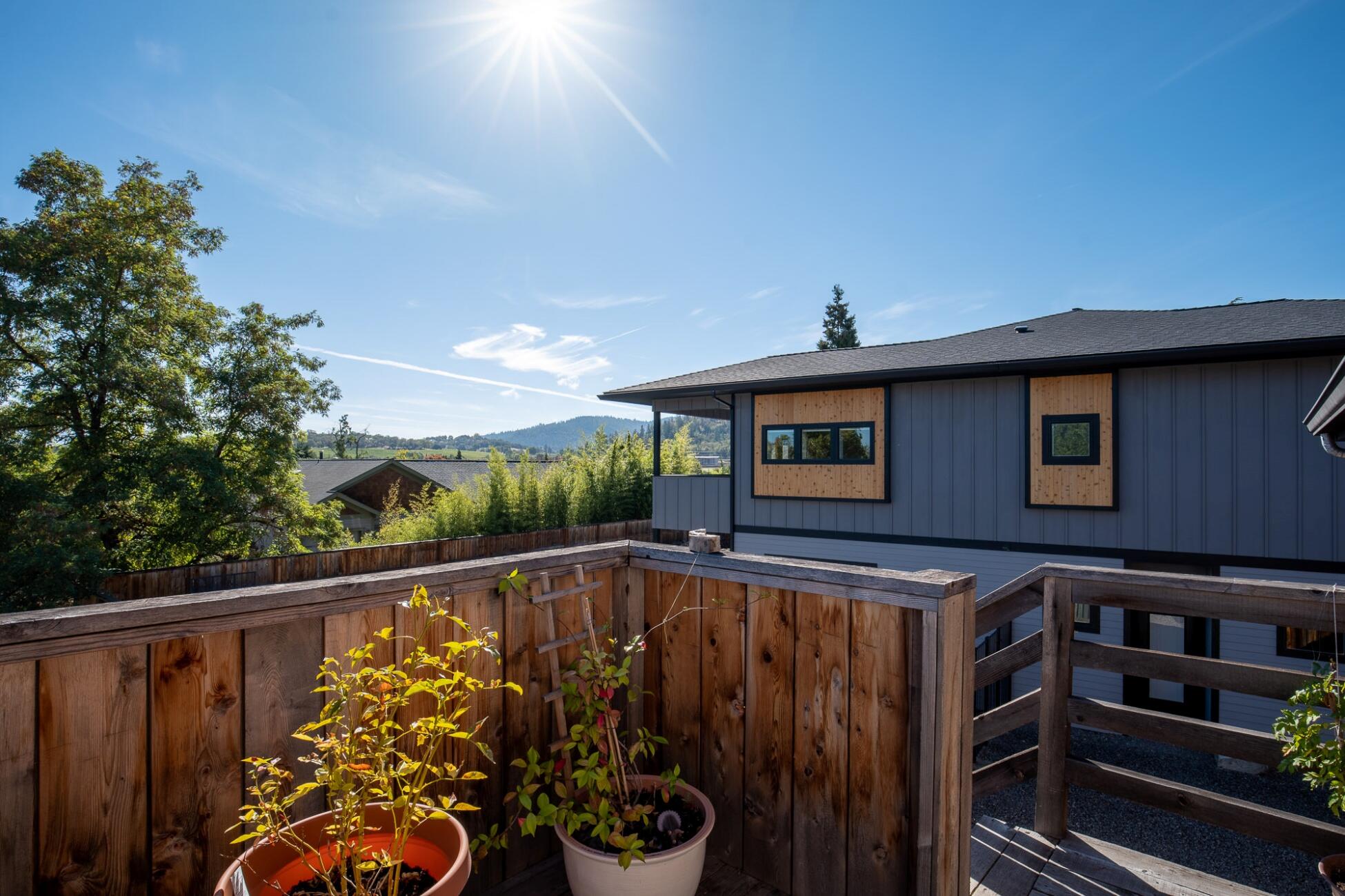 Cardwell Knoll - Residential