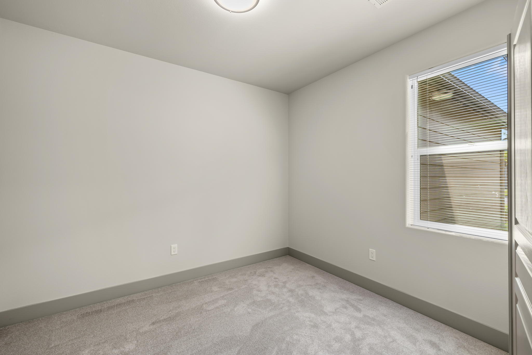 Views At Oak Tree - Residential