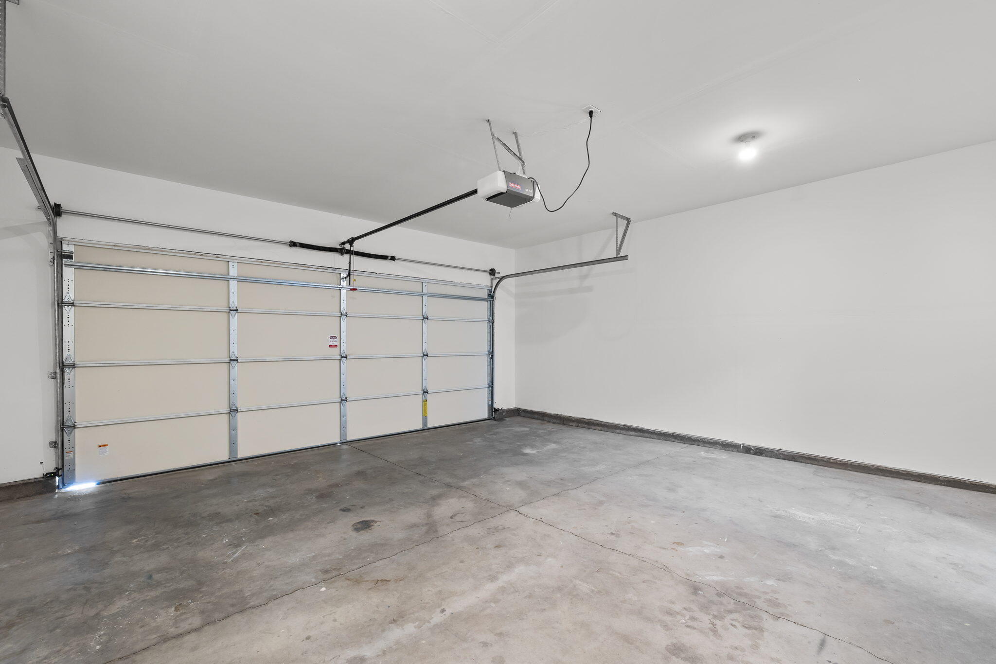 Views At Oak Tree - Residential