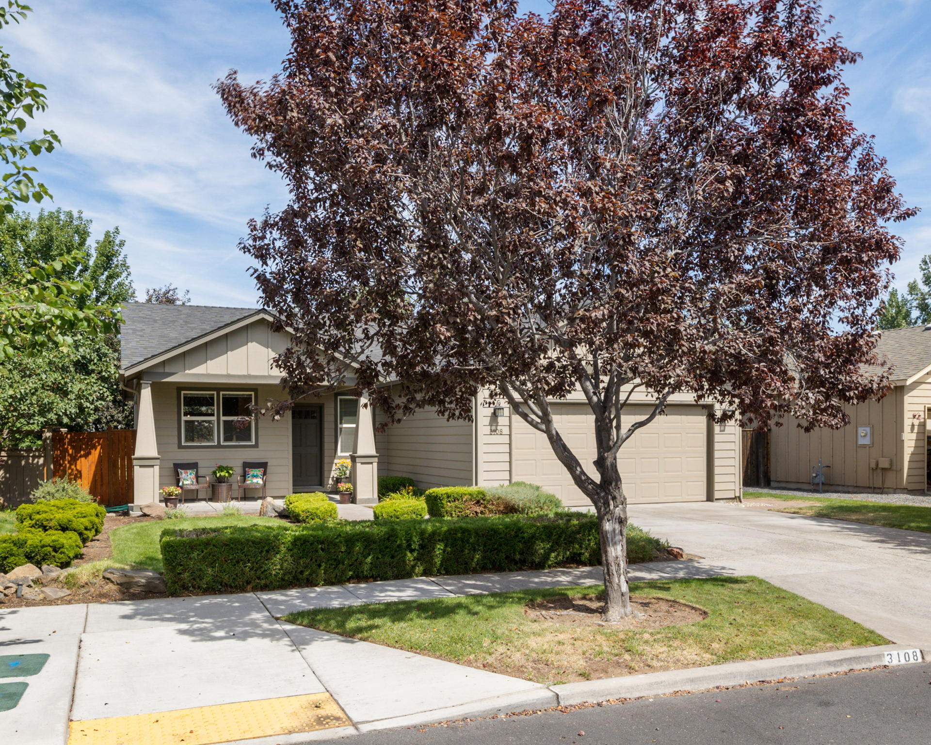 Views At Oak Tree - Residential