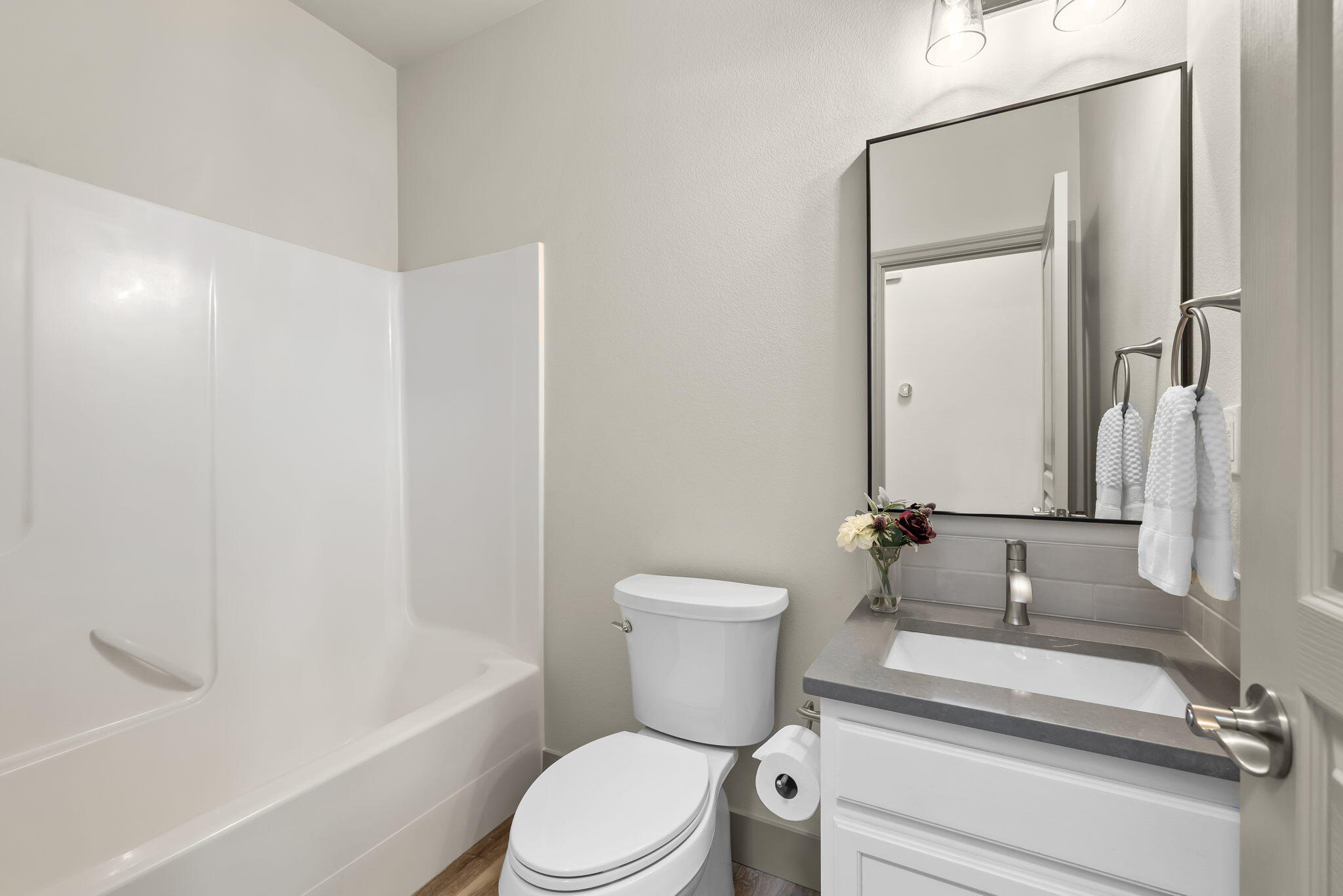 Views At Oak Tree - Residential