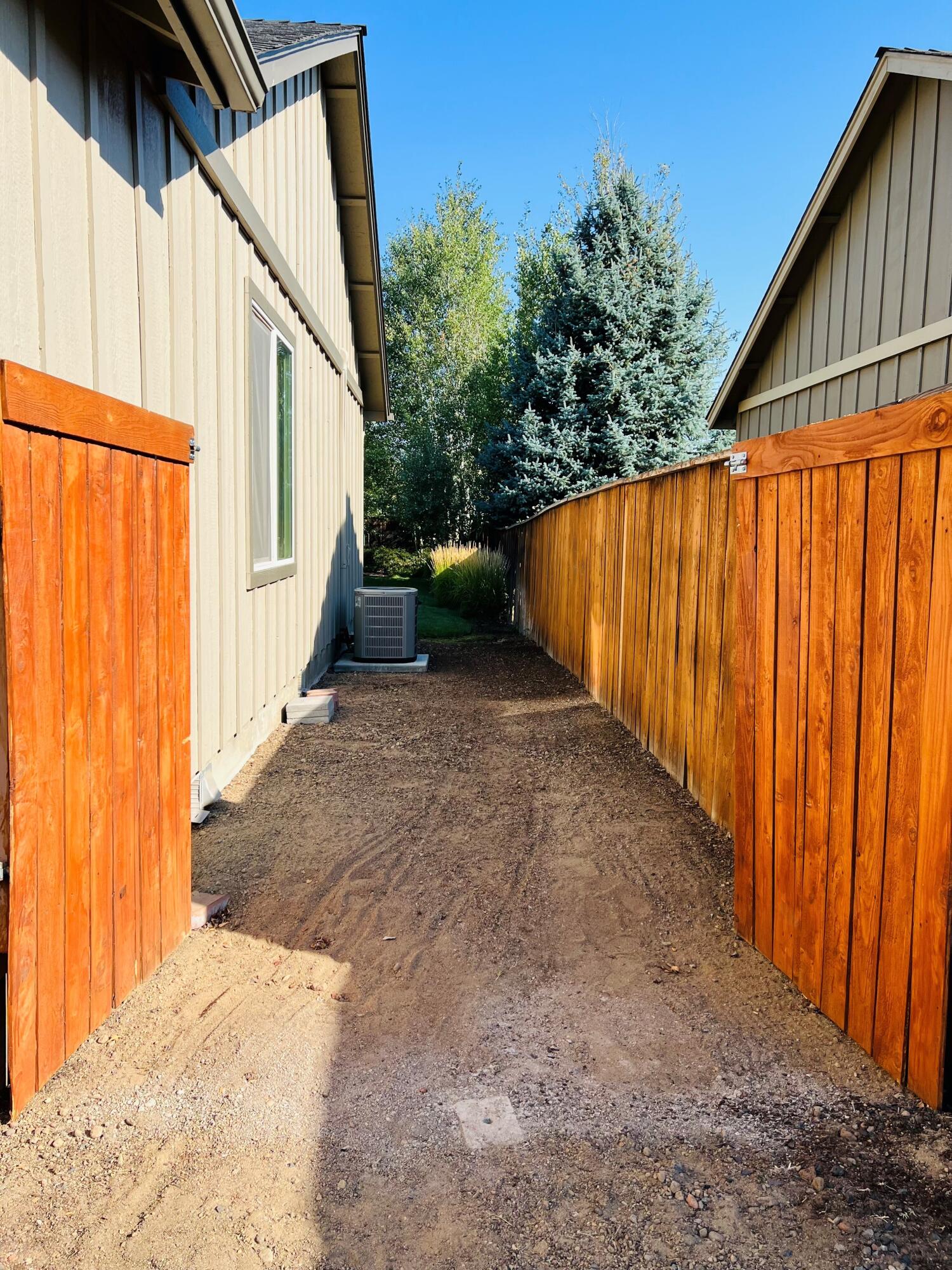 Views At Oak Tree - Residential