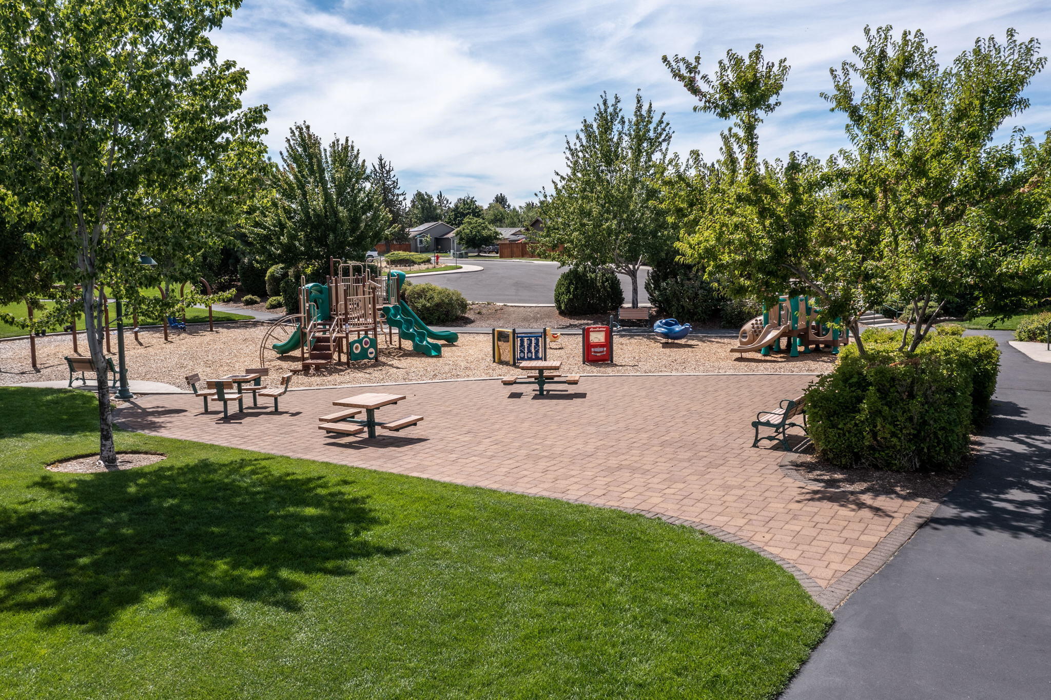 Views At Oak Tree - Residential