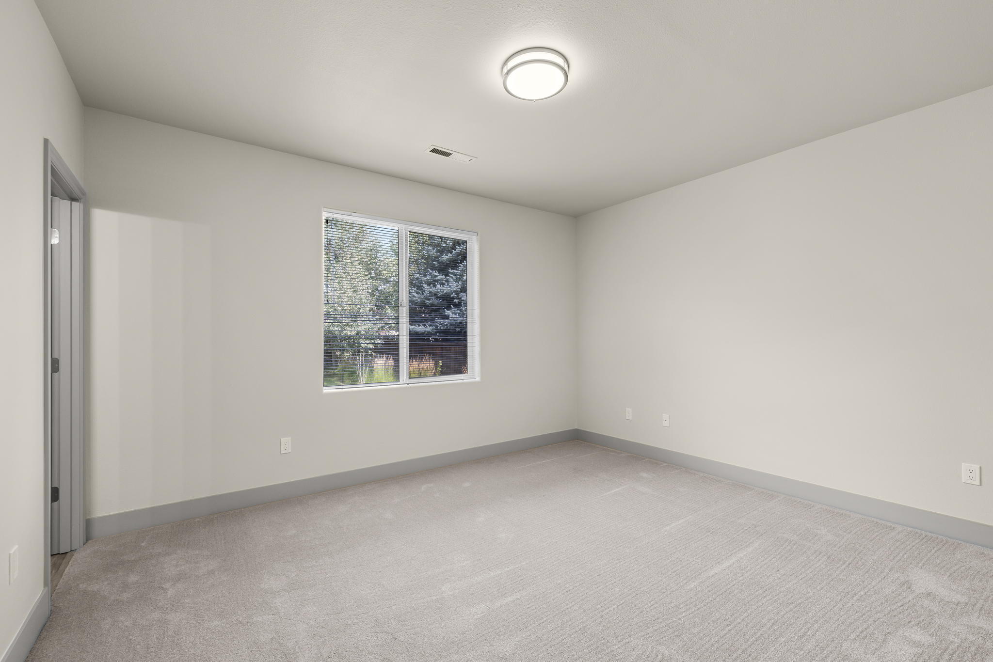 Views At Oak Tree - Residential