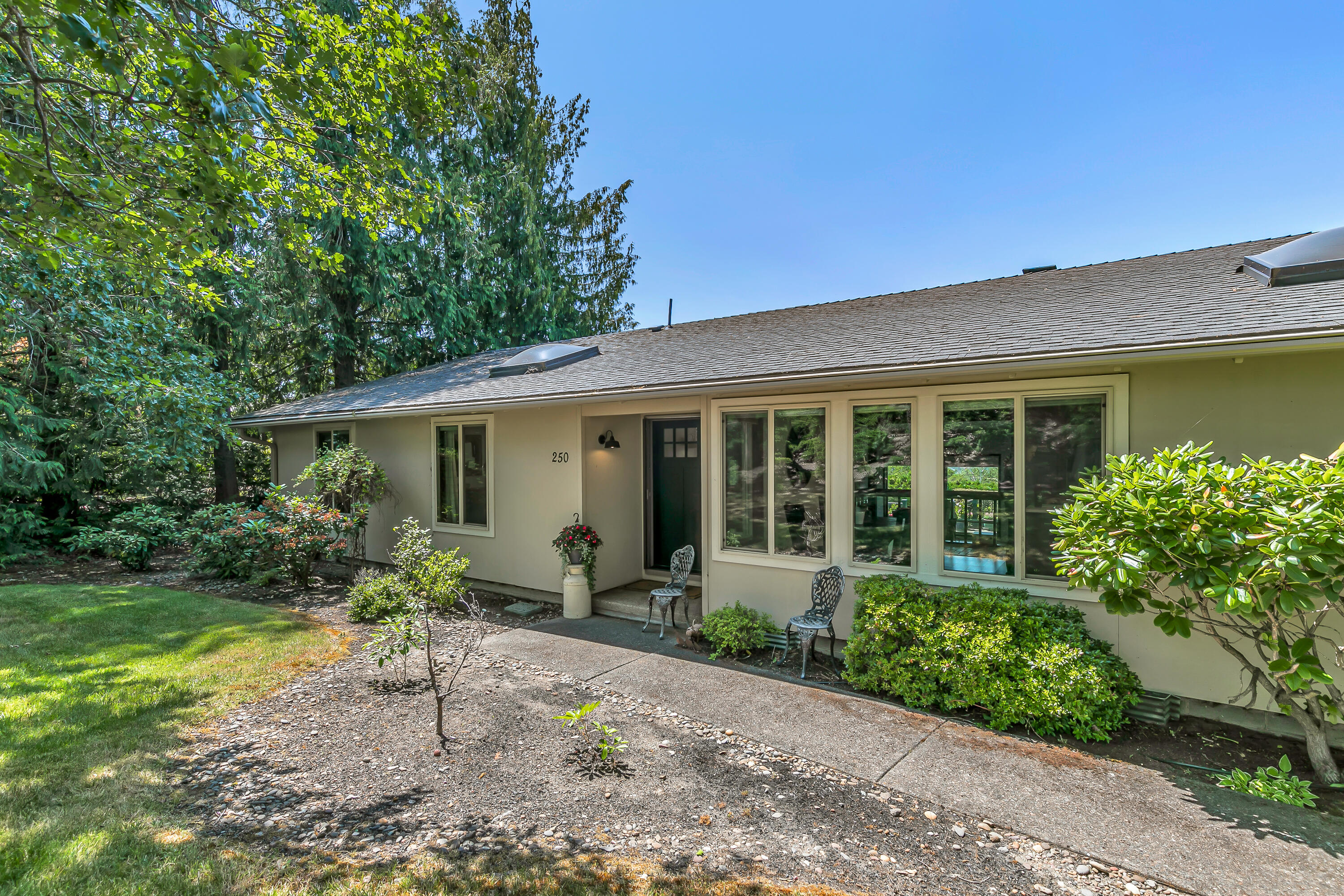 Bel Air Heights - Residential