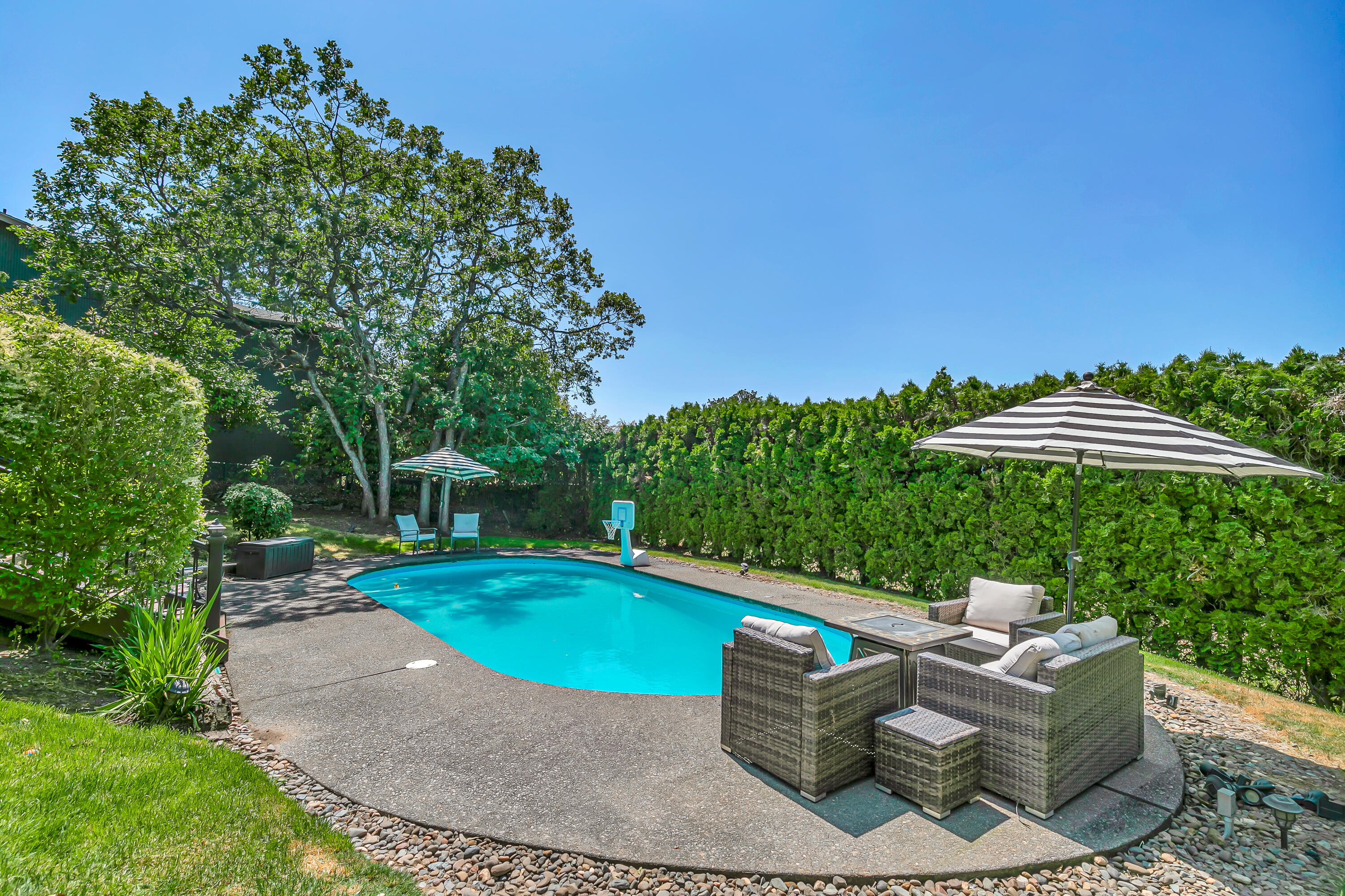 Bel Air Heights - Residential