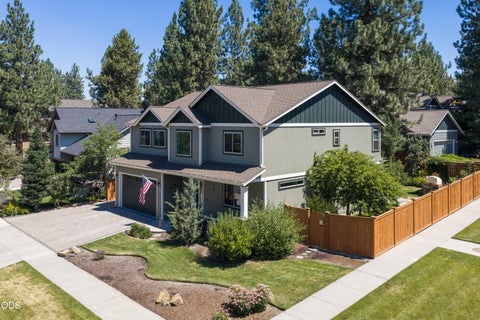 Tiny photo for 61316 Brianne Place, Bend, OR 97702 (MLS # 220225877)
