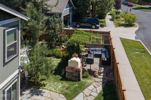 Tiny photo for 61316 Brianne Place, Bend, OR 97702 (MLS # 220225877)