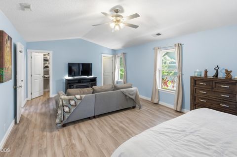 Tiny photo for 61316 Brianne Place, Bend, OR 97702 (MLS # 220225877)