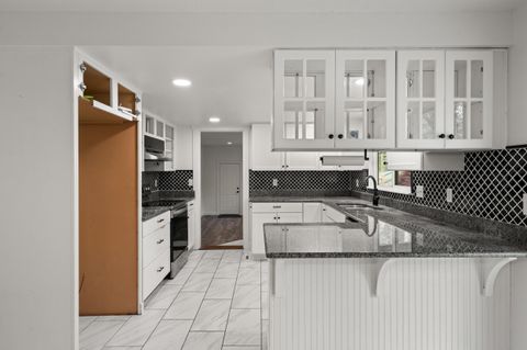 Tiny photo for 198 Hessar Street, Grants Pass, OR 97527 (MLS # 220219448)