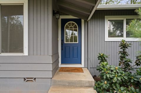 Tiny photo for 198 Hessar Street, Grants Pass, OR 97527 (MLS # 220219448)