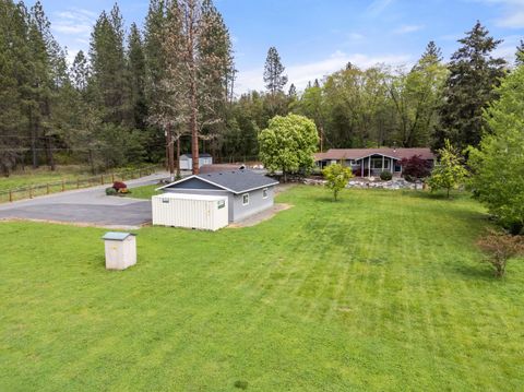 Tiny photo for 198 Hessar Street, Grants Pass, OR 97527 (MLS # 220219448)