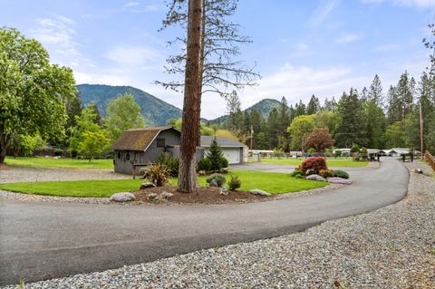 Tiny photo for 198 Hessar Street, Grants Pass, OR 97527 (MLS # 220219448)
