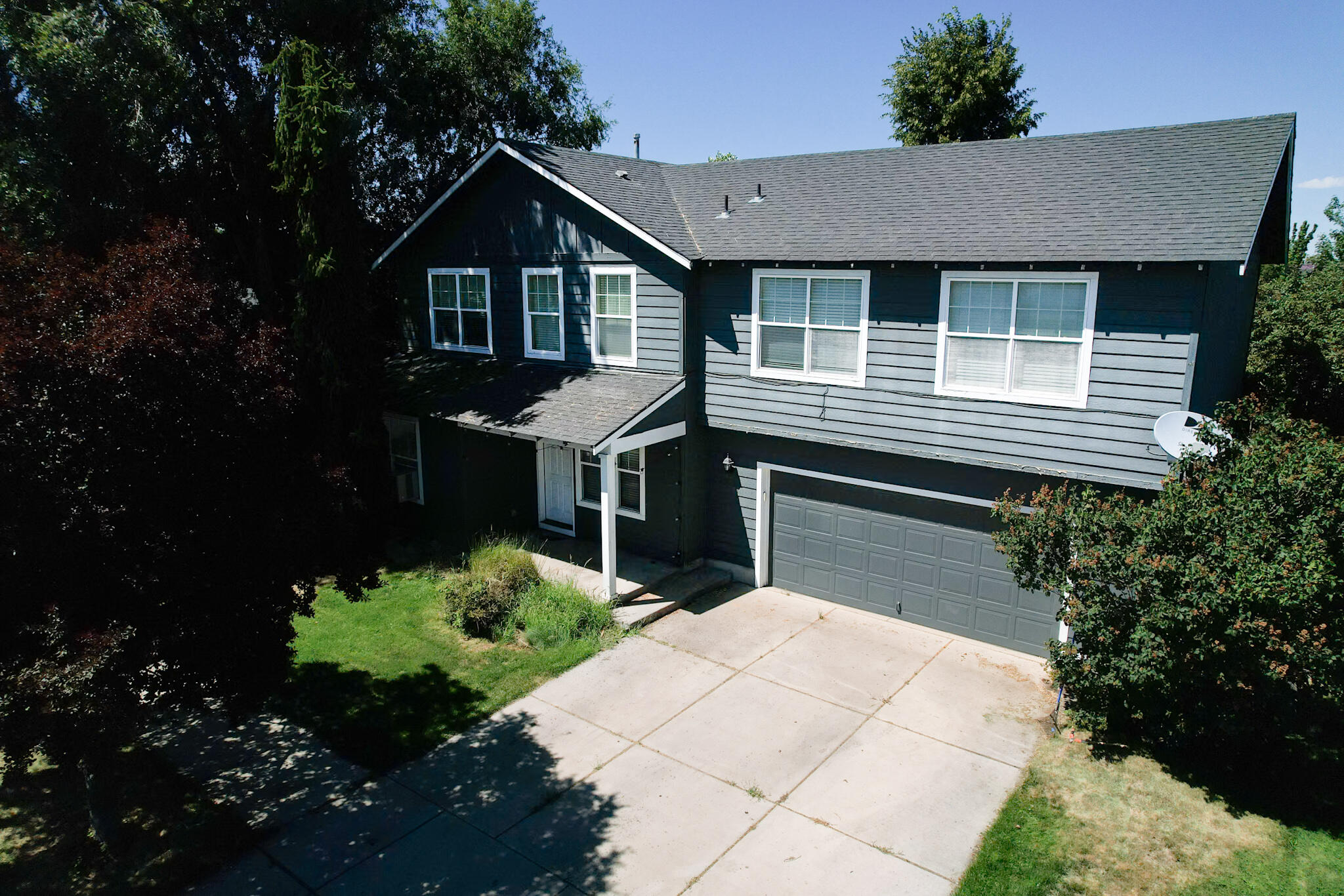 3331 SW Juniper Avenue