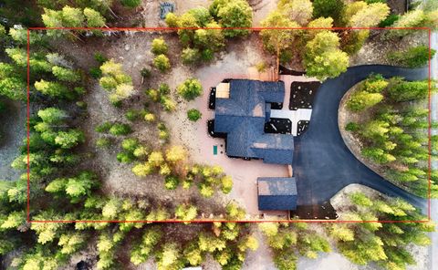 Tiny photo for 15955 Mountain View Lane, La Pine, OR 97739 (MLS # 220205985)