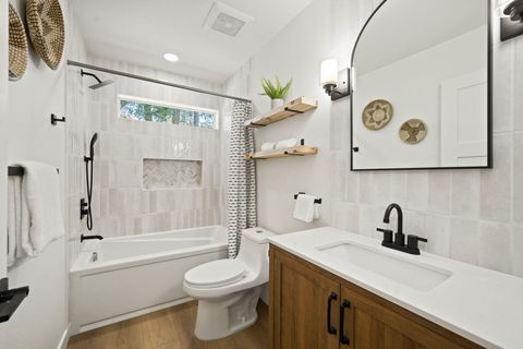 Tiny photo for 15955 Mountain View Lane, La Pine, OR 97739 (MLS # 220205985)