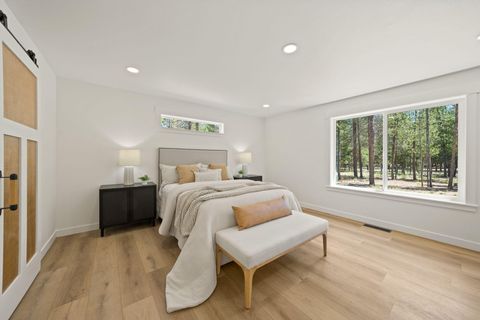 Tiny photo for 15955 Mountain View Lane, La Pine, OR 97739 (MLS # 220205985)