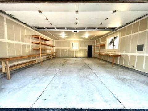 Tiny photo for 15955 Mountain View Lane, La Pine, OR 97739 (MLS # 220205985)