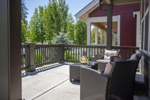 Tiny photo for 936 E Black Butte Avenue, Sisters, OR 97759 (MLS # 220214029)
