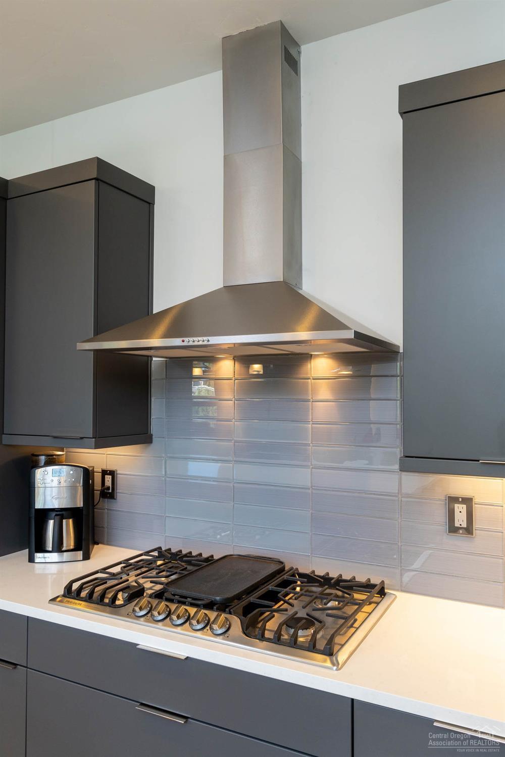 Three Pines - Residential