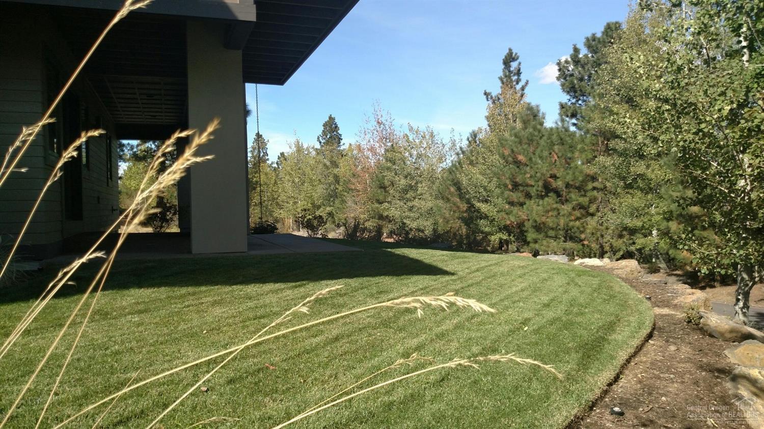 Three Pines - Residential