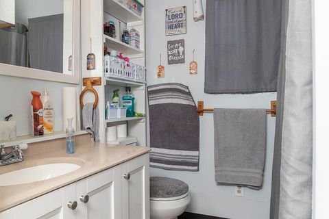 Tiny photo for 577 Galice Road, Merlin, OR 97532 (MLS # 220213125)