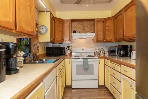 Tiny photo for 577 Galice Road, Merlin, OR 97532 (MLS # 220213125)