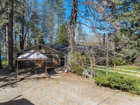 Tiny photo for 577 Galice Road, Merlin, OR 97532 (MLS # 220213125)