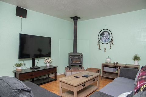 Tiny photo for 577 Galice Road, Merlin, OR 97532 (MLS # 220213125)