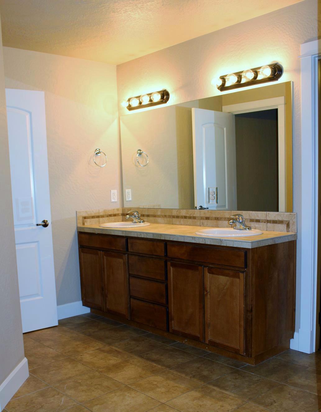 Pittview Village - Residential