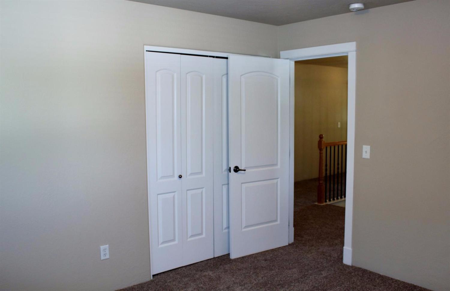 Pittview Village - Residential