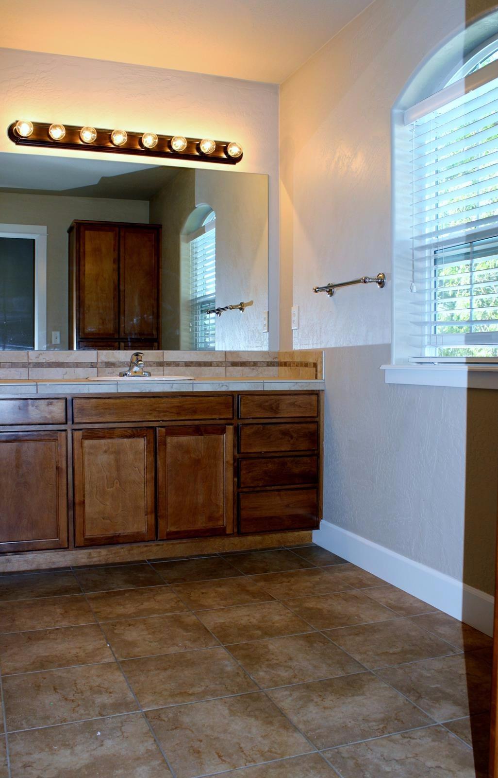 Pittview Village - Residential