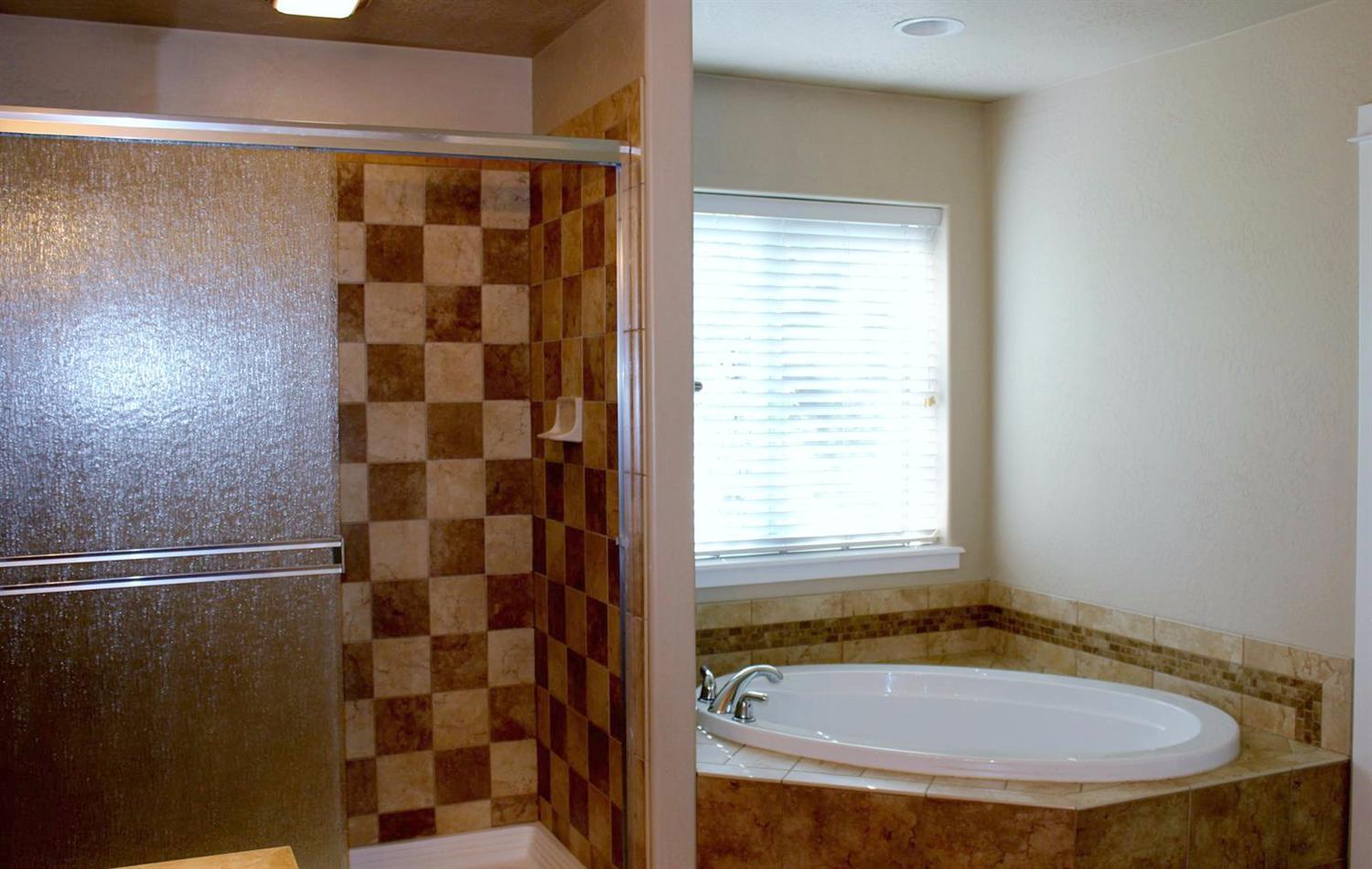 Pittview Village - Residential