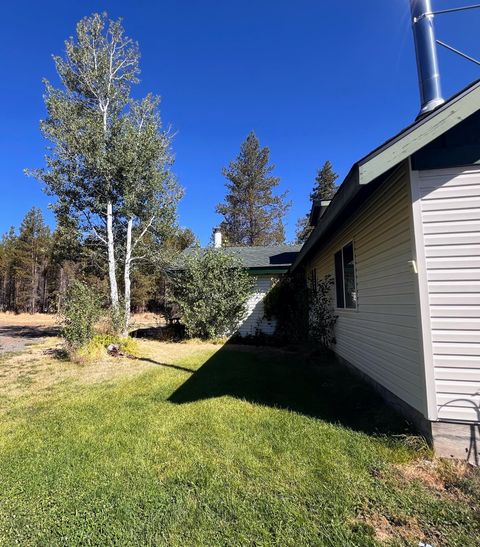 Tiny photo for 51332 Preble Way, La Pine, OR 97739 (MLS # 220189211)