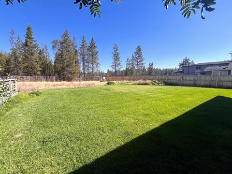 Tiny photo for 51332 Preble Way, La Pine, OR 97739 (MLS # 220189211)