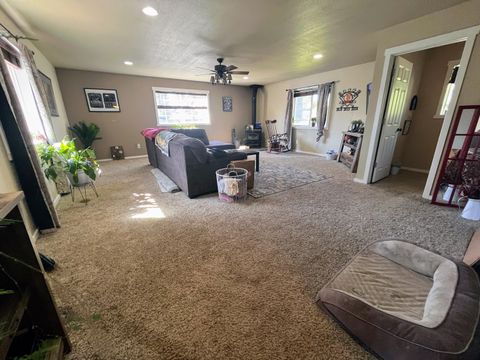 Tiny photo for 51332 Preble Way, La Pine, OR 97739 (MLS # 220189211)