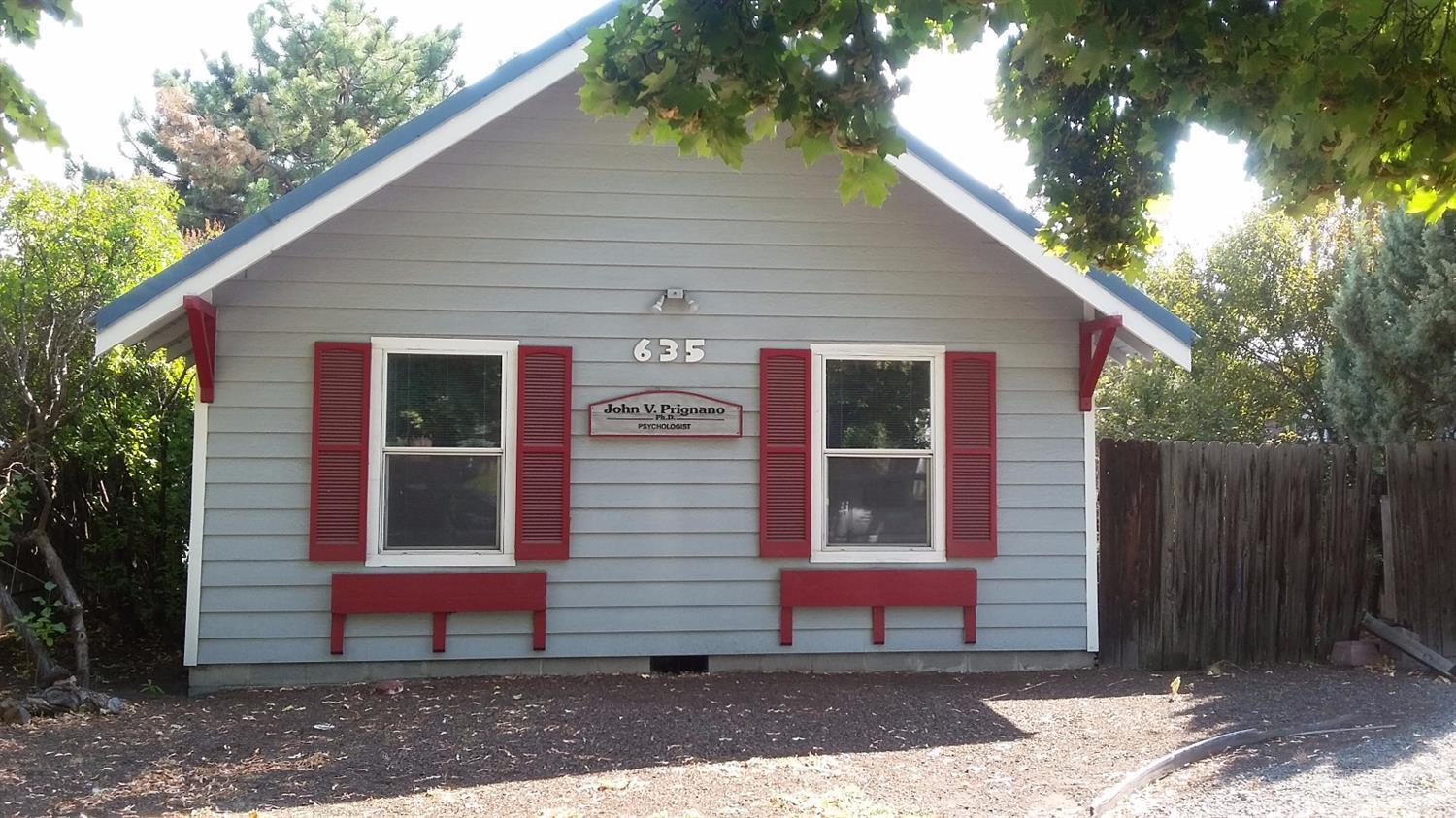 Deschutes - Commercial Sale