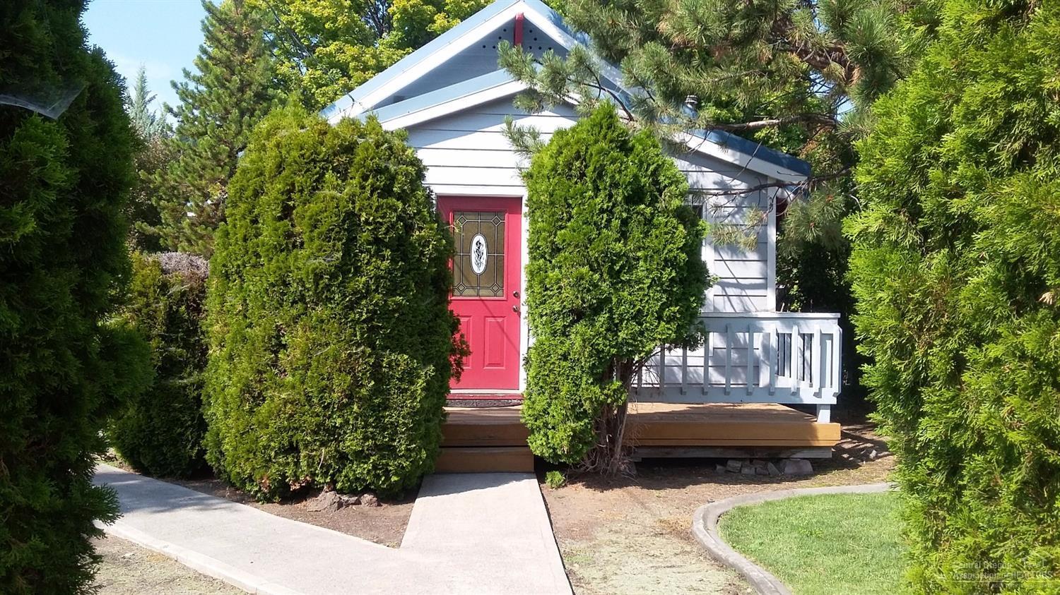 Deschutes - Commercial Sale