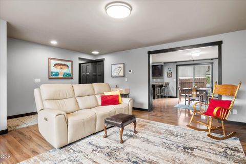 Tiny photo for 1531 NW 10th Street, Bend, OR 97703 (MLS # 220222985)