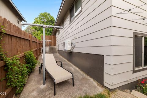 Tiny photo for 1531 NW 10th Street, Bend, OR 97703 (MLS # 220222985)