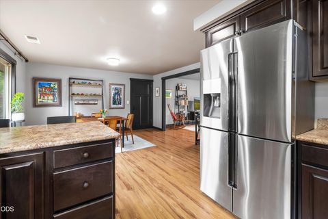 Tiny photo for 1531 NW 10th Street, Bend, OR 97703 (MLS # 220222985)