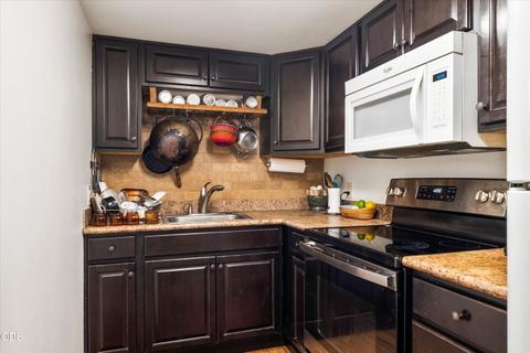 Tiny photo for 1531 NW 10th Street, Bend, OR 97703 (MLS # 220222985)