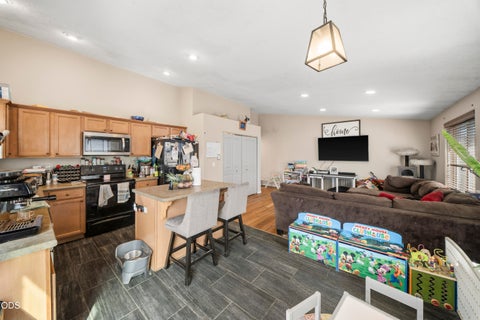 Tiny photo for 16423 Riley Drive, La Pine, OR 97739 (MLS # 220227726)