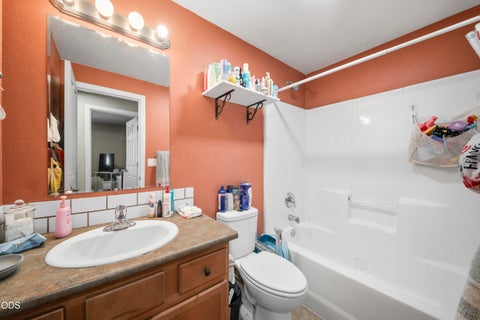 Tiny photo for 16423 Riley Drive, La Pine, OR 97739 (MLS # 220227726)