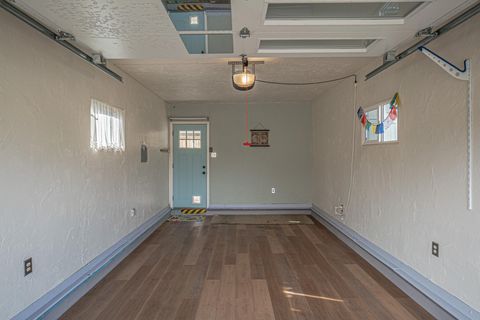 Tiny photo for 512 SE 10th Street, Grants Pass, OR 97526 (MLS # 220217258)