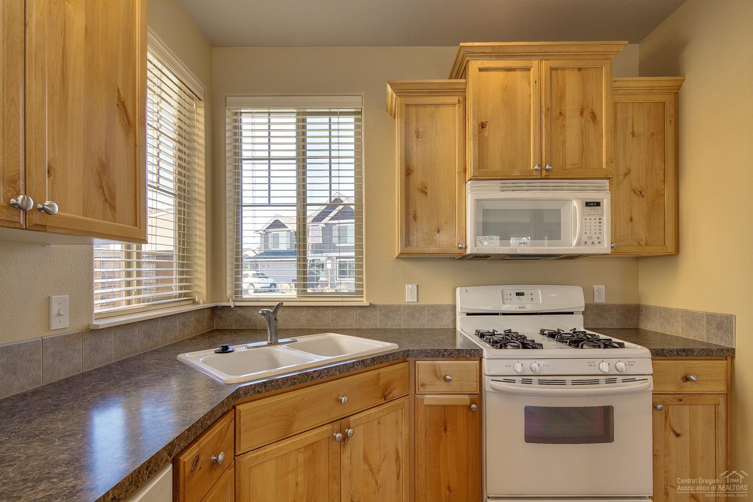 Fieldstone Crossing - Residential